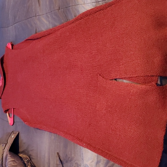 Sweater vest - Picture 2 of 3